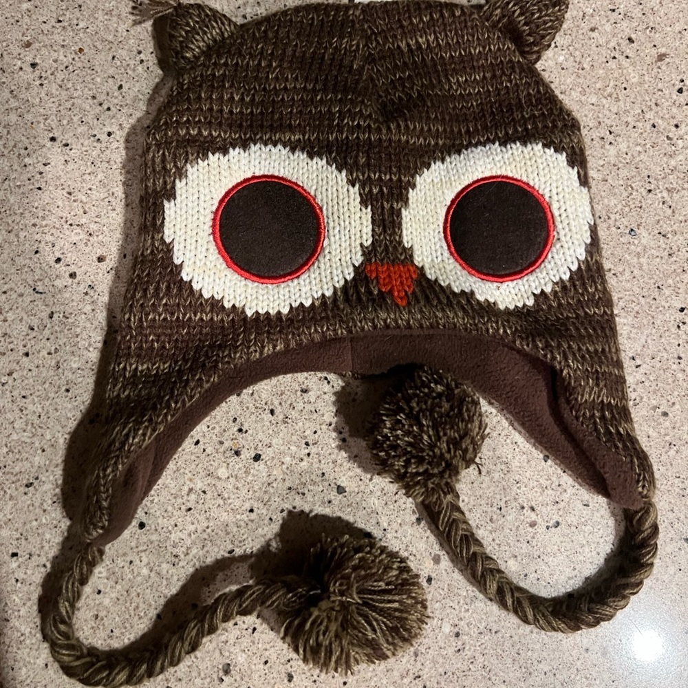 Children’s Owl Hat NWT One Size Fits All